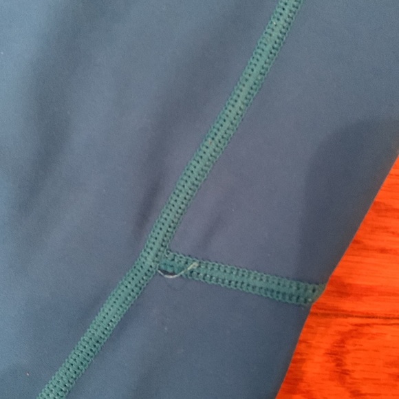 Light and tights - Picture 3 of 4